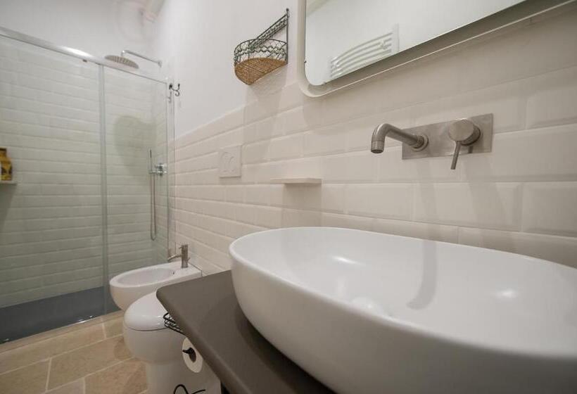 פנסיון Ai Cappuccini Guest House