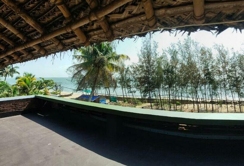 膳宿费 Ambadi S Villa