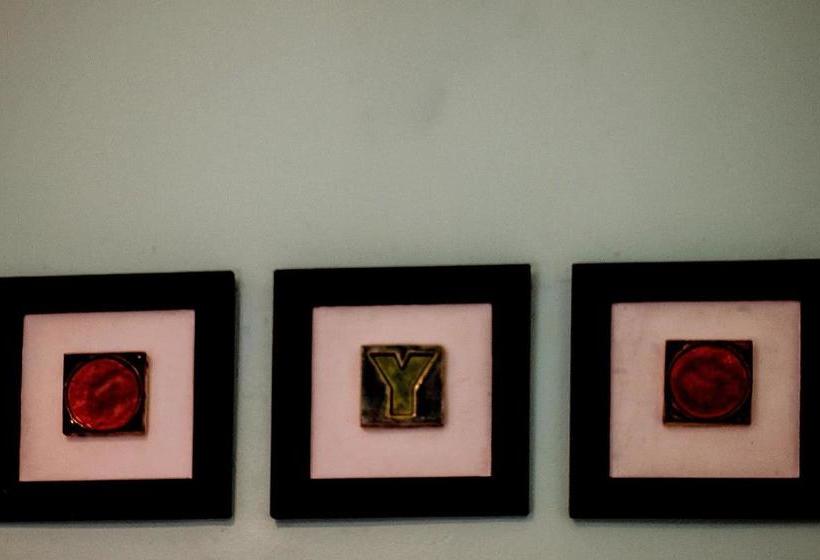 膳宿费 Oyo 77911 Heavenly Wayanad