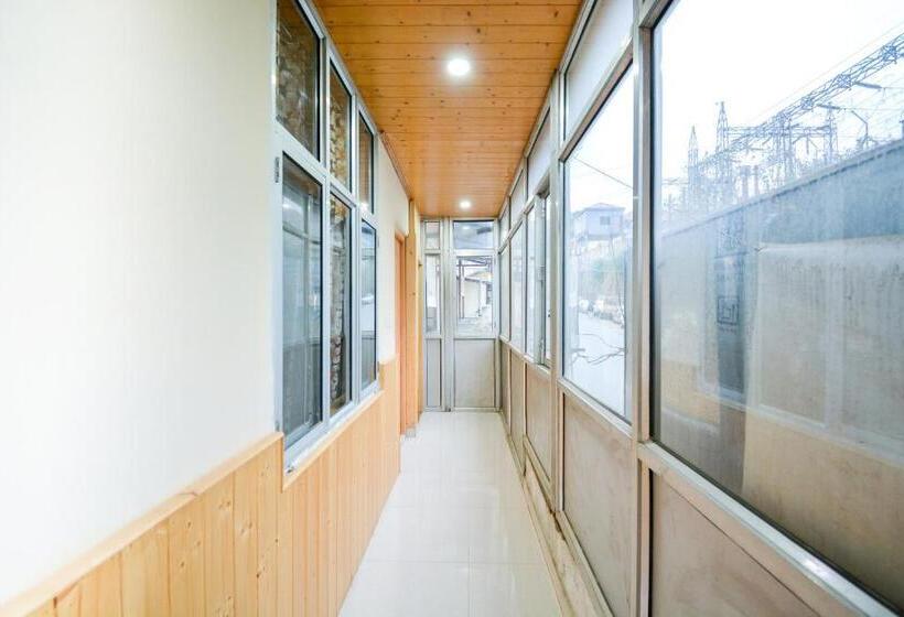 پانسیون Oyo Home 77721 Krishna Monal Delightful Stay