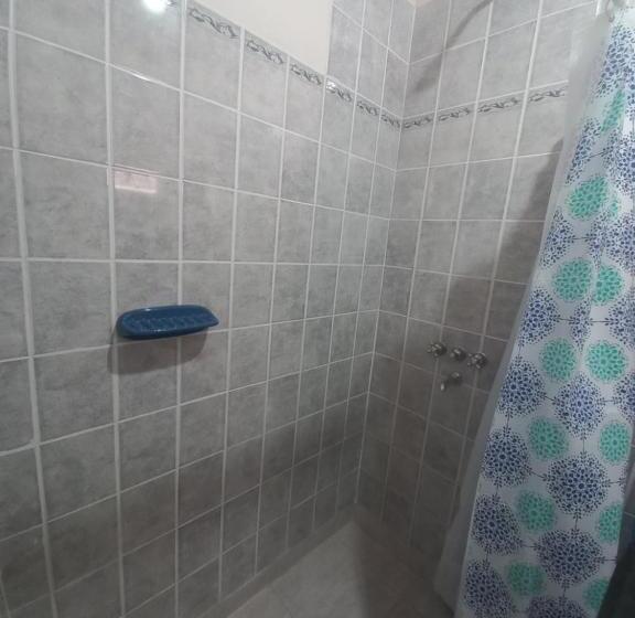 הוסטל Hospedaje Ale