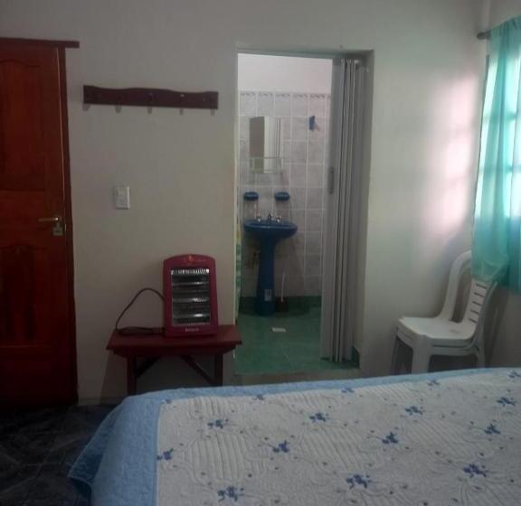 הוסטל Hospedaje Ale