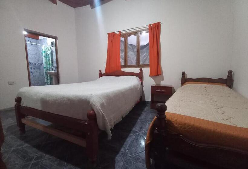 הוסטל Hospedaje Ale