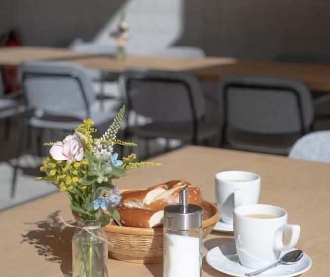 Bed and Breakfast Haaus