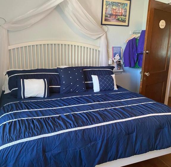 مبيت وإفطار Ms. Maggie's South Country Inn