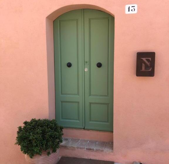 مبيت وإفطار Truffle'n'bed