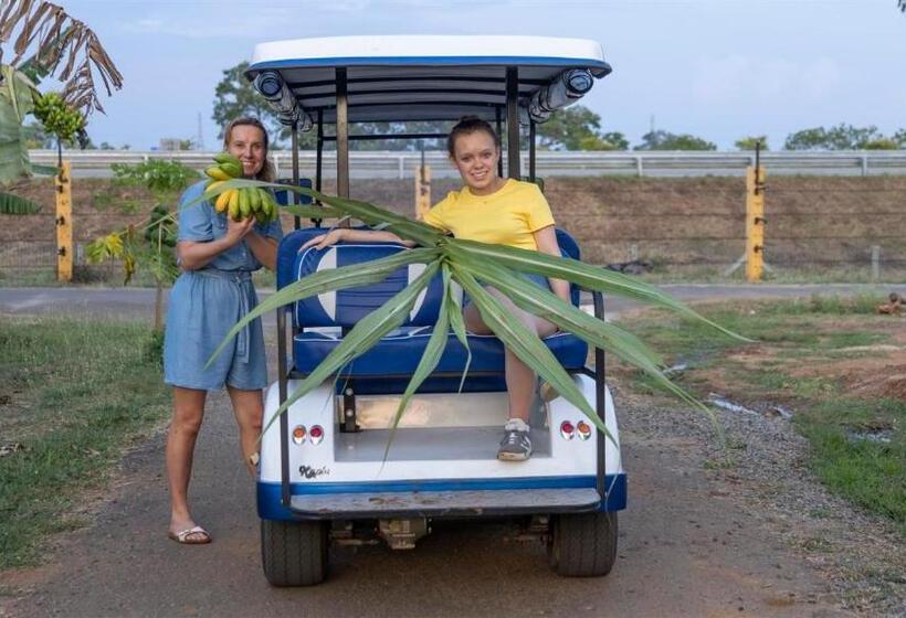 Birds Resort Hambantota