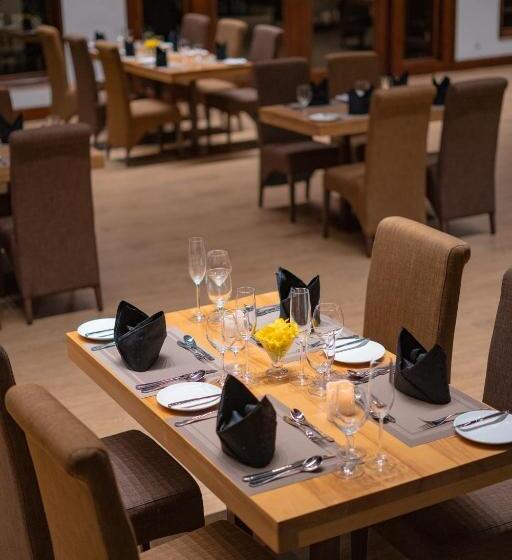 Birds Resort Hambantota