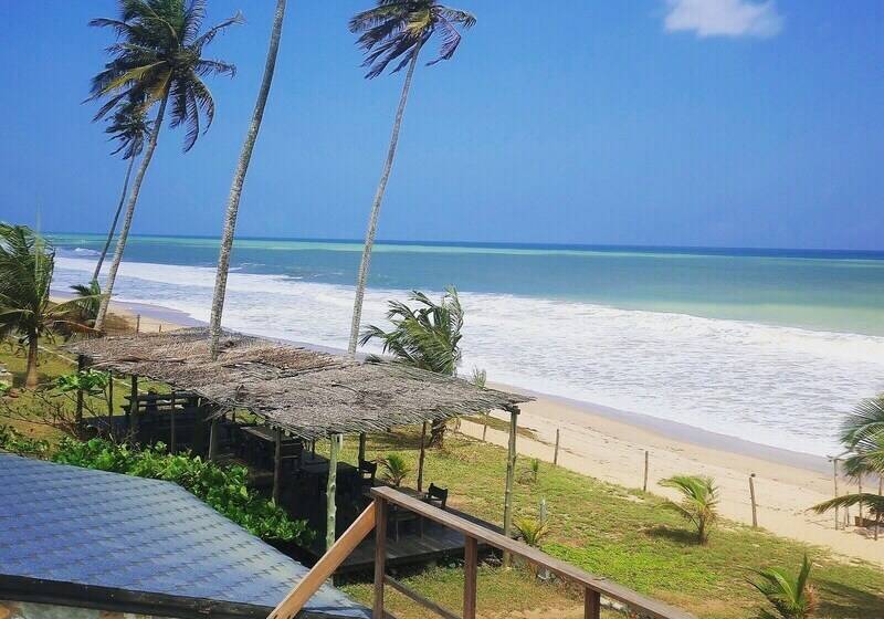 هتل Afro Beach Eco Resort Butre