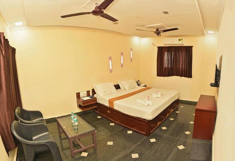 فندق Aura East Bay