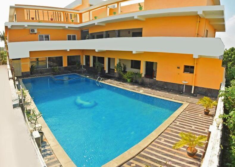 فندق Aura East Bay