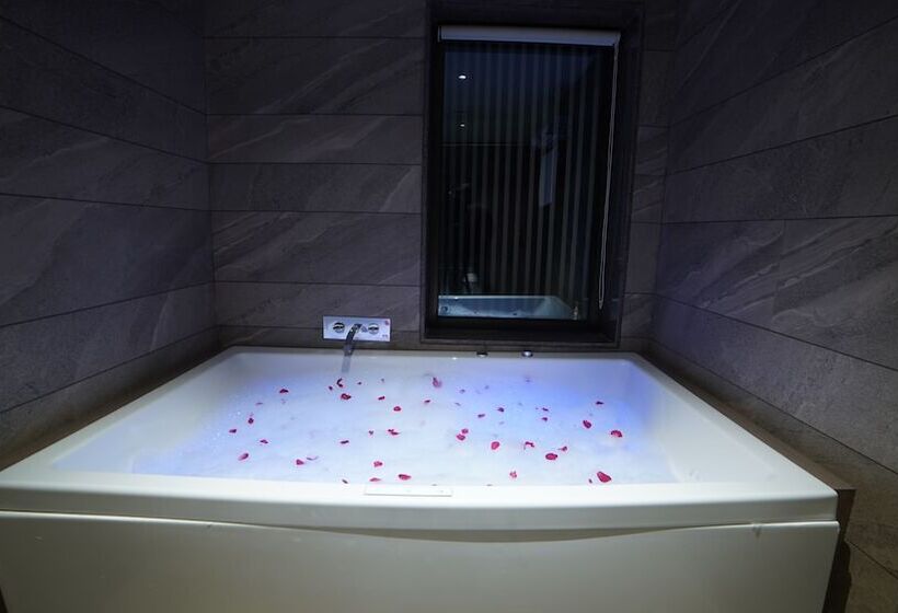 בית מלון כפרי Bodhi A Boutique