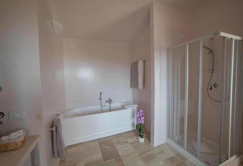 בית מלון כפרי Borgo Smeraldo