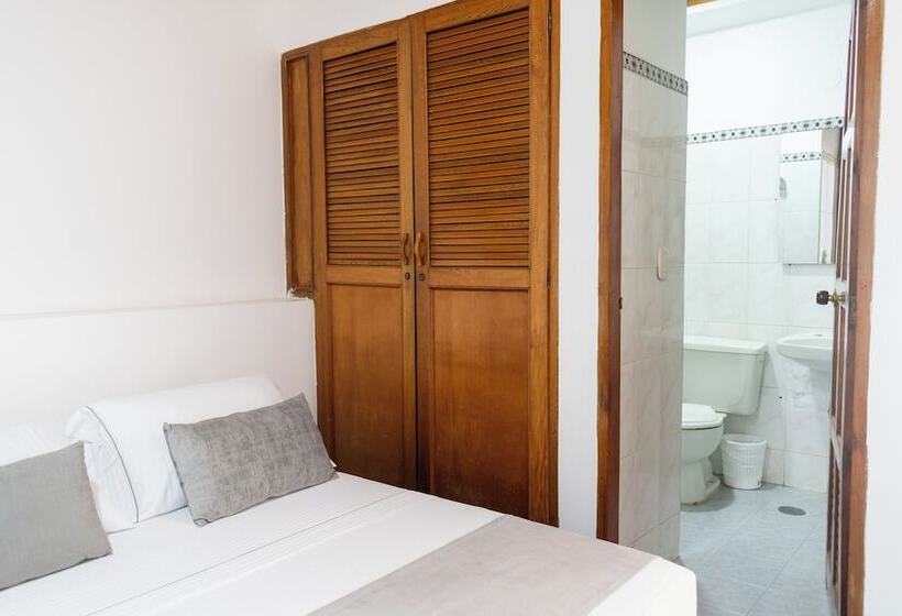 בית מלון כפרי Corozal Plaza