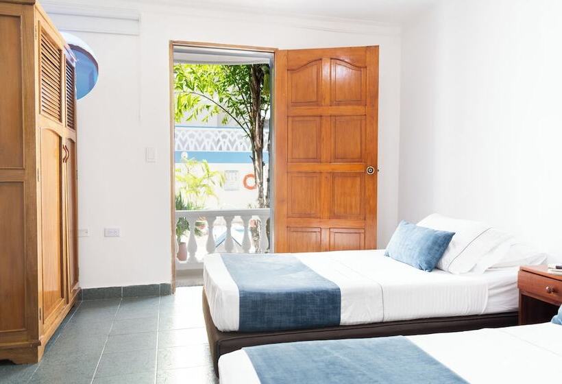 בית מלון כפרי Corozal Plaza