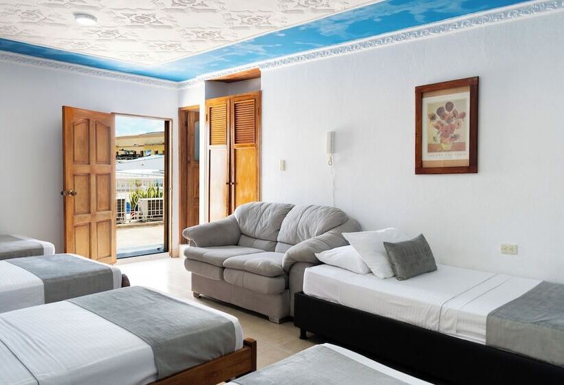 בית מלון כפרי Corozal Plaza