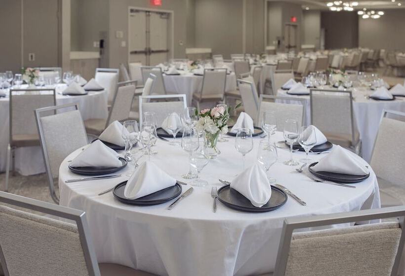 فندق Courtyard Amelia Island