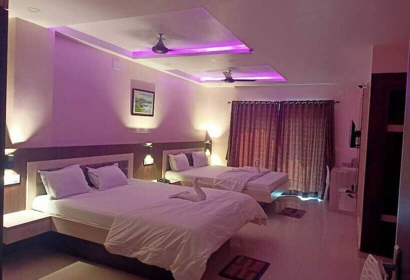 فندق Dayal International