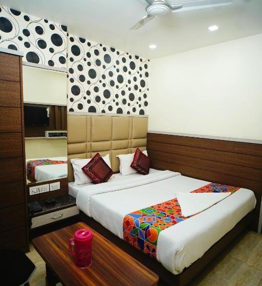 Отель Delhi Darshan Deluxe By Rsl Hospitality