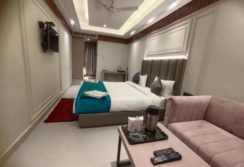 ホテル Gagan Suite