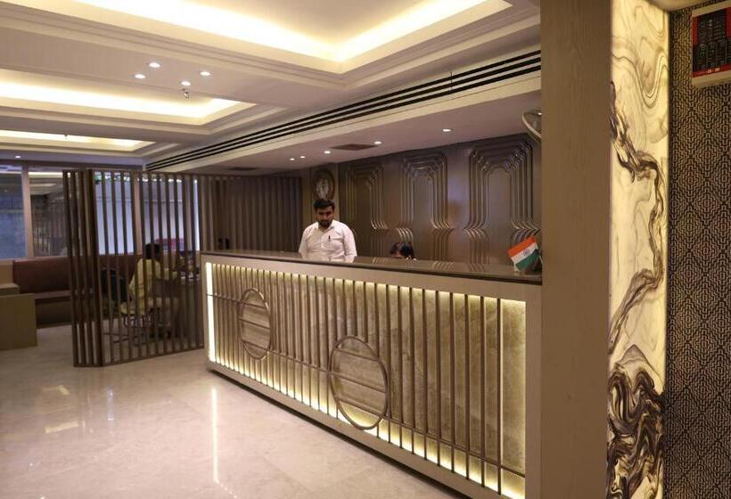 ホテル Gagan Suite