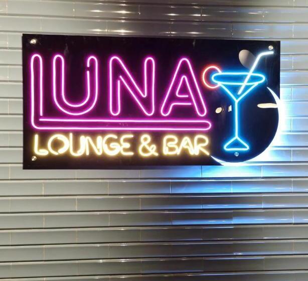 ホテル Gagan Suite