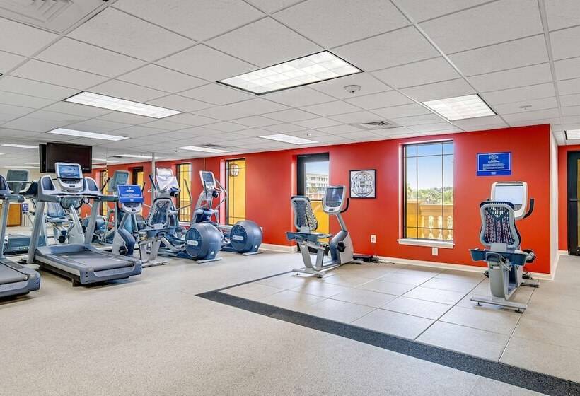 هتل Hilton Grand Vacations Club Anderson Ocean Myrtle Beach