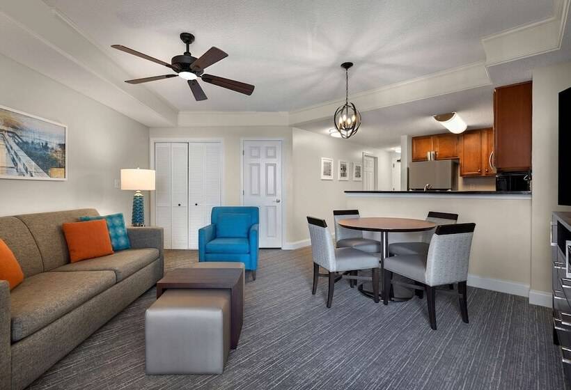 هتل Hilton Grand Vacations Club Anderson Ocean Myrtle Beach