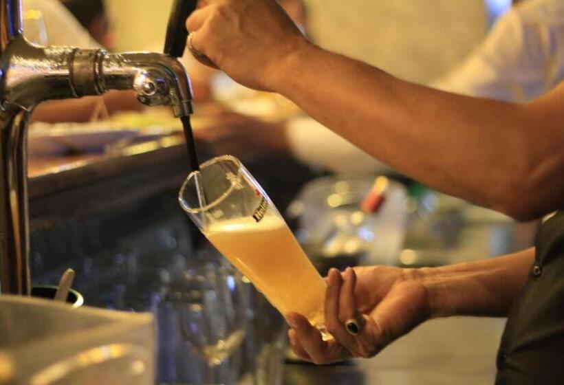 هتل Hôtel Le Pacha