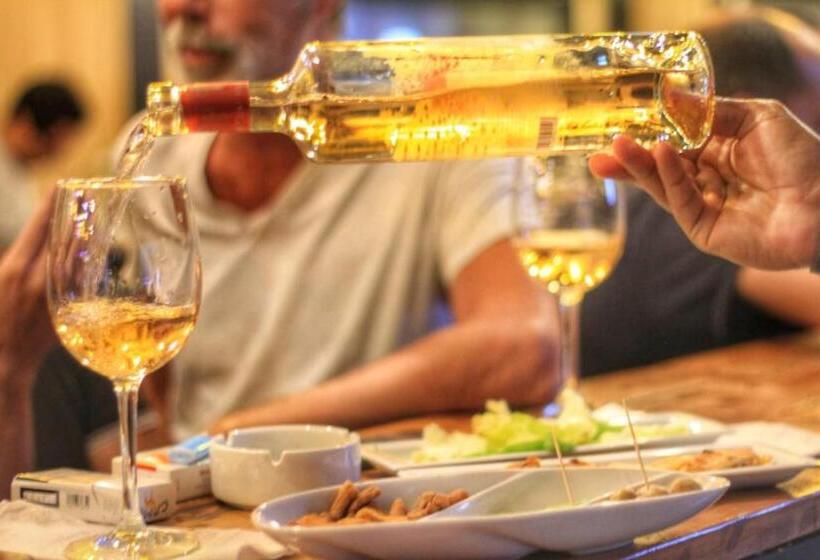 هتل Hôtel Le Pacha