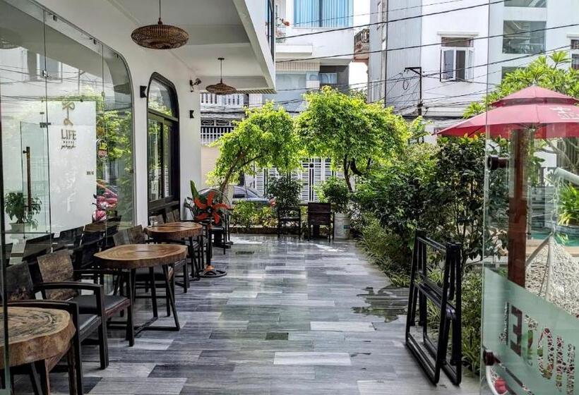 هتل Life Boutique