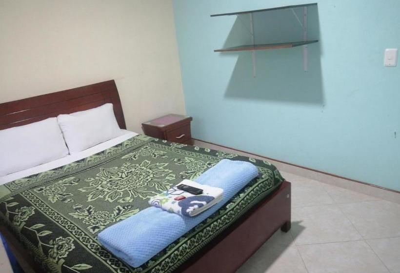 فندق Los Torres & Cía