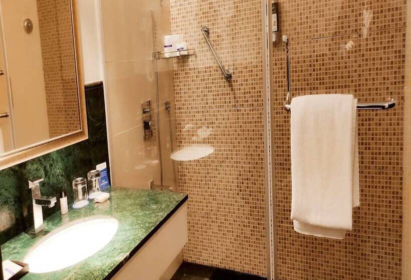 호텔 Manjeera Sarovar Premiere Rajahmundry