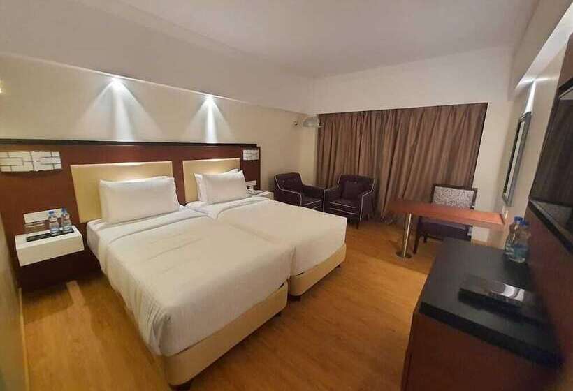 호텔 Manjeera Sarovar Premiere Rajahmundry