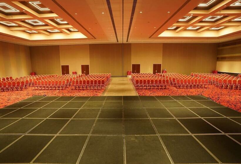 호텔 Manjeera Sarovar Premiere Rajahmundry