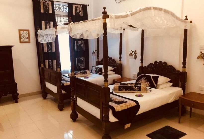 Отель Manor House Kandy