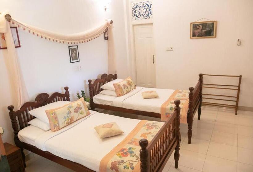 Отель Manor House Kandy