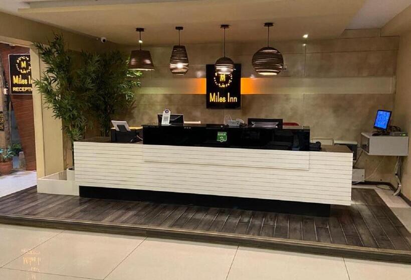 בית מלון כפרי Miles Inn