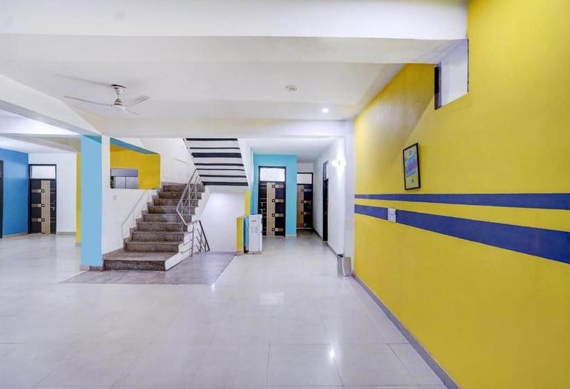 בית מלון כפרי Oyo 77767 Kaizen Inn