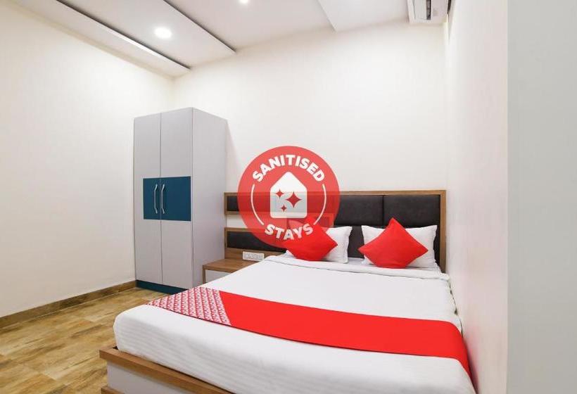 호텔 Oyo 77772  Ss Blu