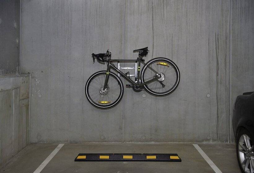 هتل Oaks R Suites Geelong