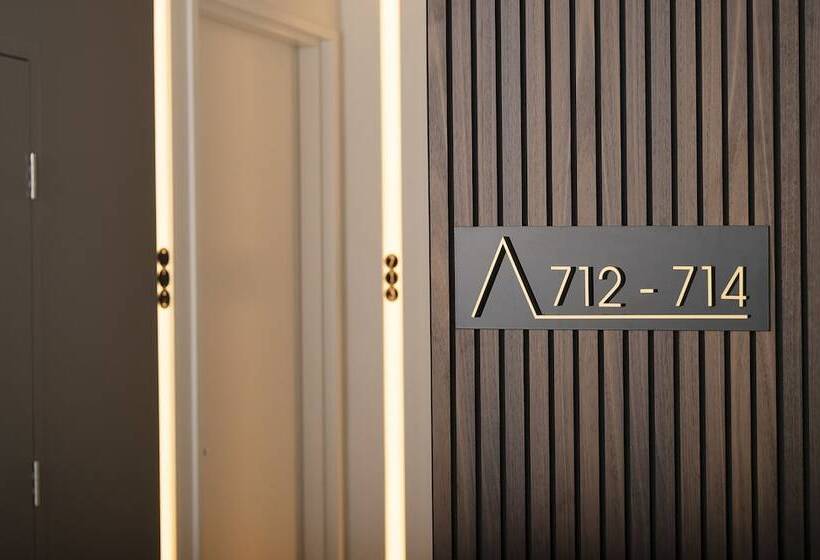 هتل Oaks R Suites Geelong