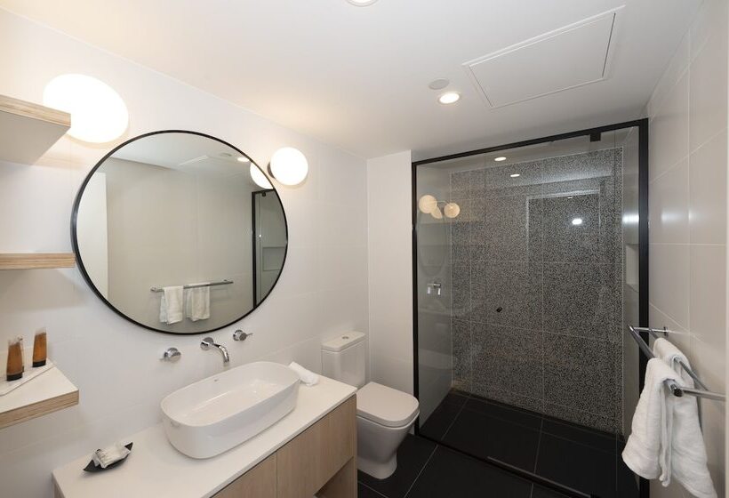 هتل Oaks R Suites Geelong