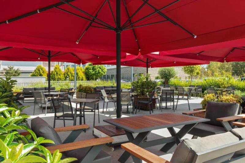 בית מלון כפרי Ramada By Wyndham Izmir Aliaga