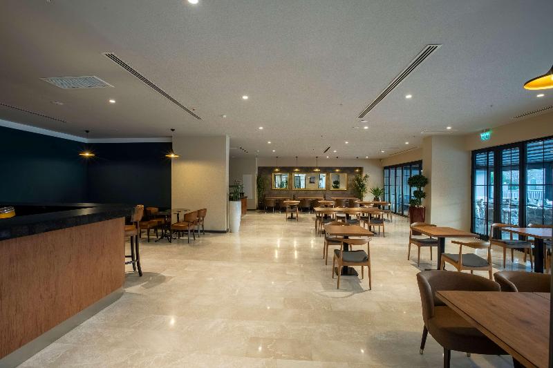 هتل Ramada By Wyndham Izmir Aliaga