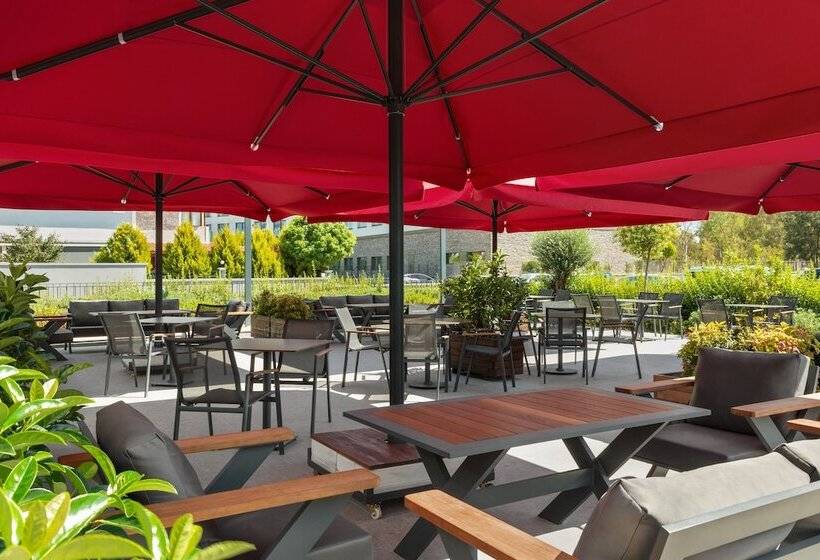 هتل Ramada By Wyndham Izmir Aliaga