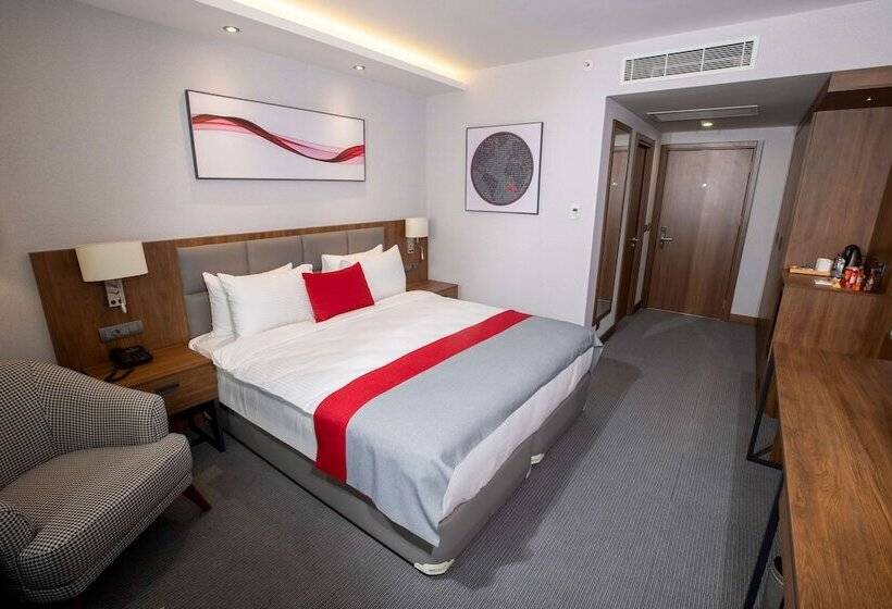 호텔 Ramada By Wyndham Izmir Aliaga