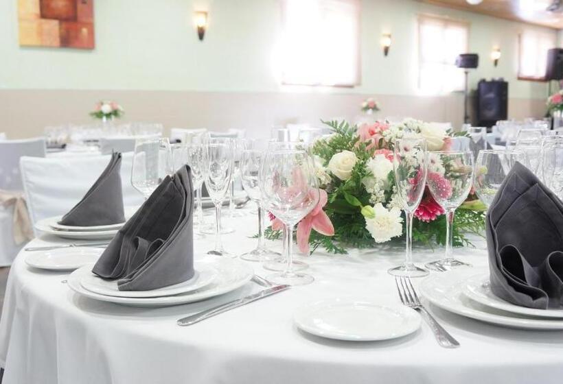 ホテル Rural El Jardin