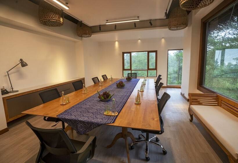 בית מלון כפרי Tira Vilagna Suites & Spa