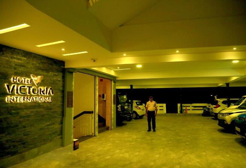 Отель Victoria International